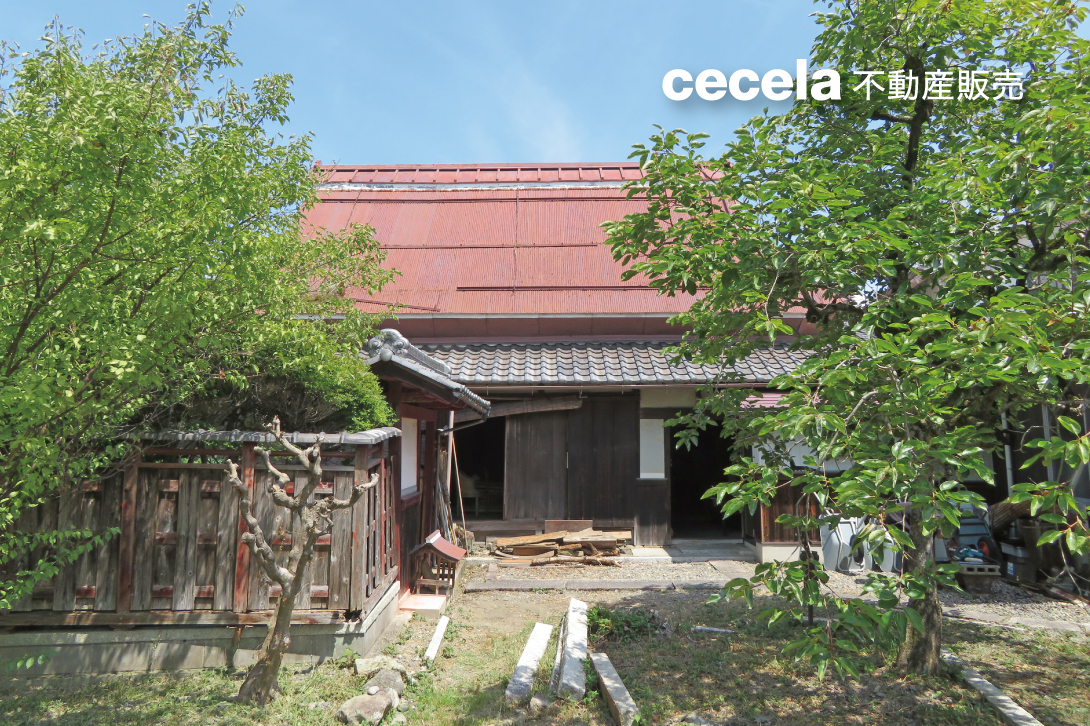 滋賀県愛知郡愛荘町目加田　土地（古家付）